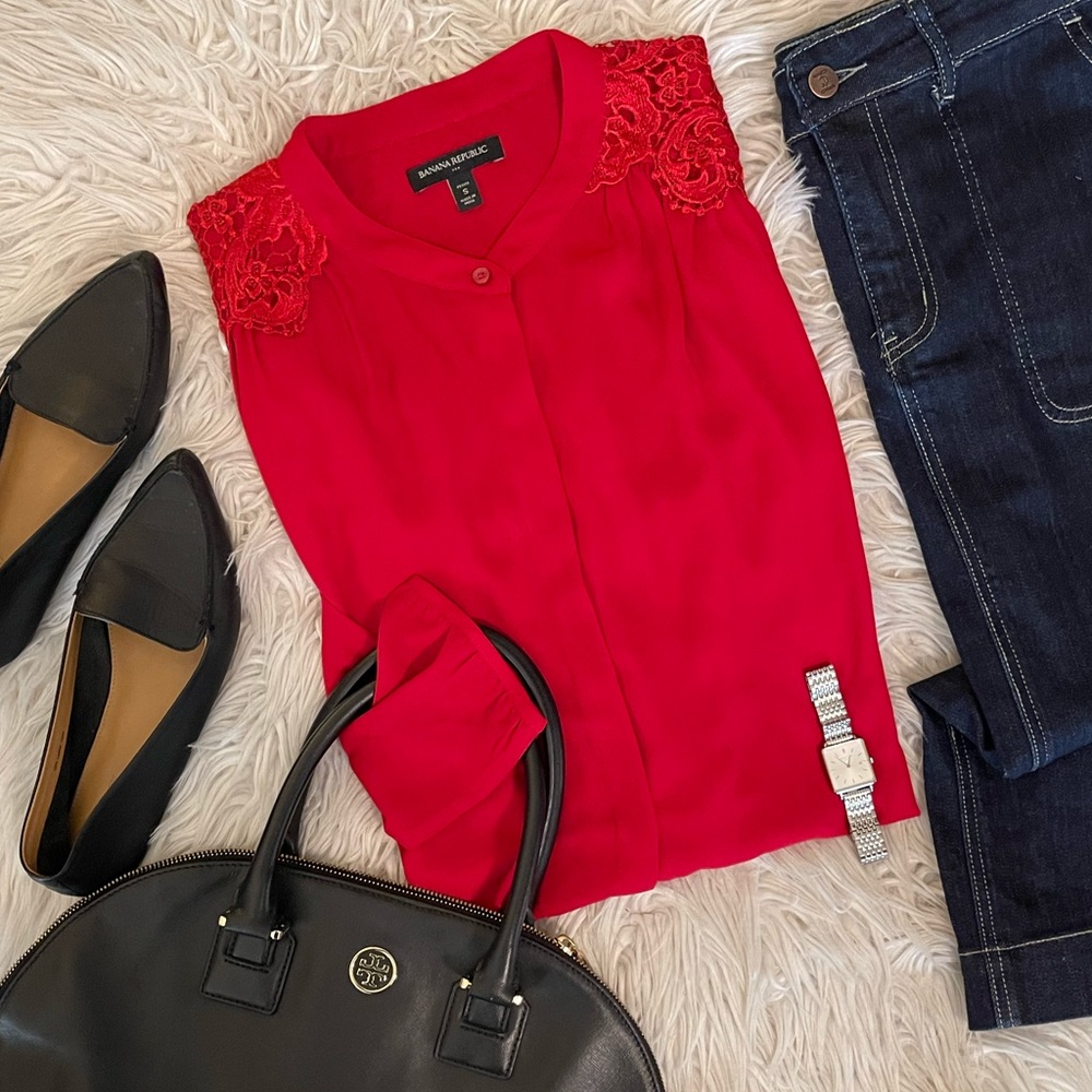 NWOT | Banana Republic | Red Blouse | Lace Detail
